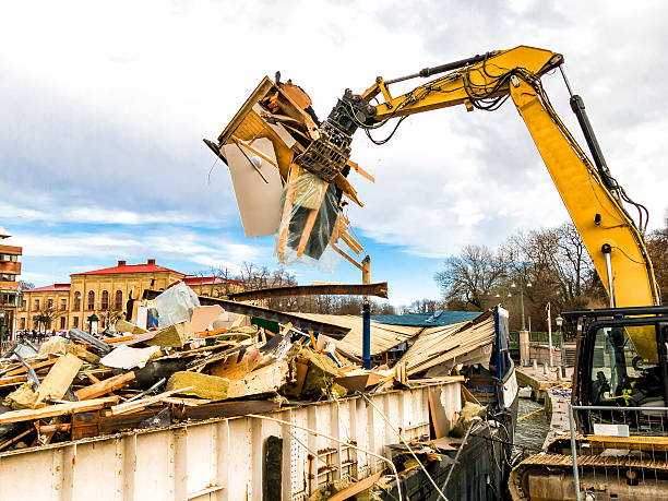 Best Estate Cleanout Services  in Malone, FL